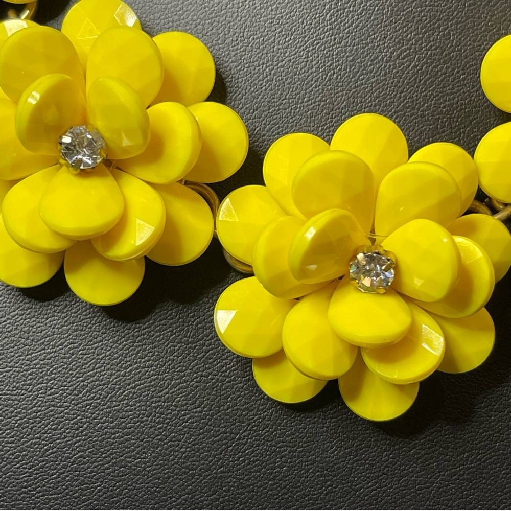 J. Crew Necklace - Picture 4 of 7